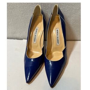Manolo Blahnik Pointed Toe Stiletto Heels Blue Patent Leather Size 38‎